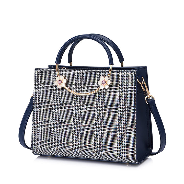 New fashion casual messenger bag