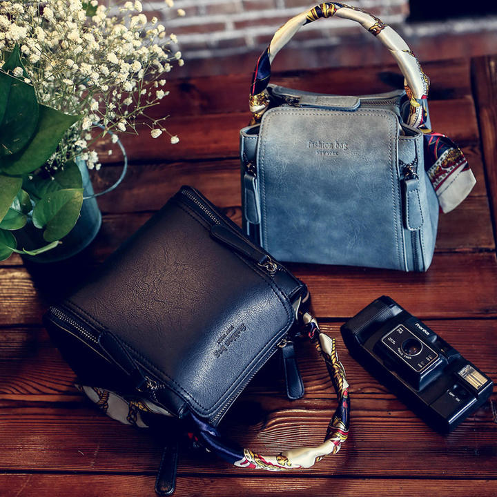 New fashion casual messenger bag
