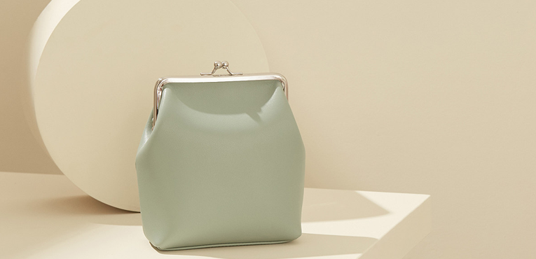 New fashion casual messenger bag